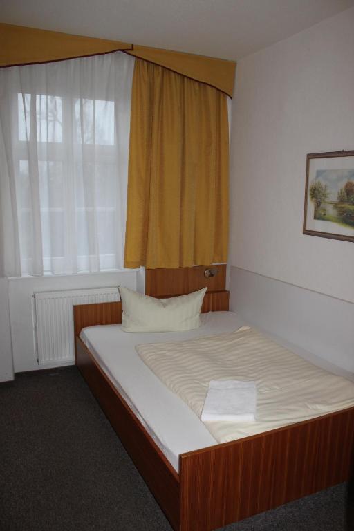 Landgasthof Neue Schaenke Königstein Chambre photo